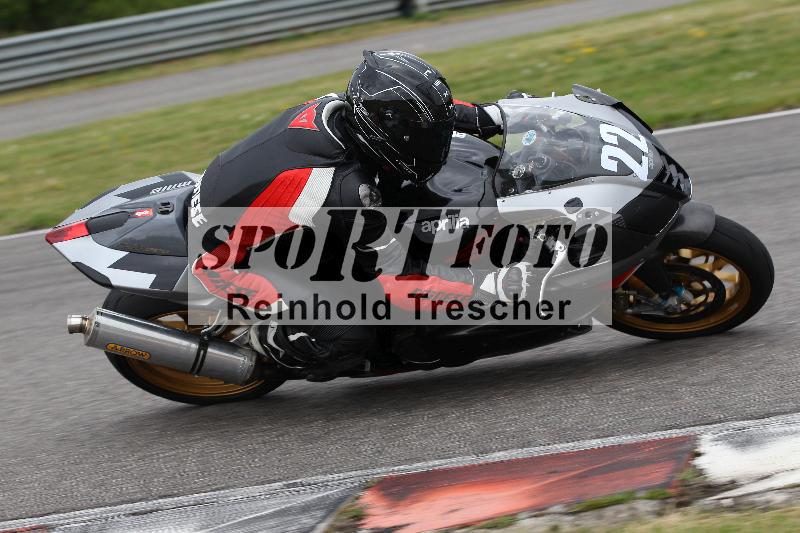 Archiv-2022/13 25.04.2022 Plüss Moto Sport ADR/Freies Fahren/22